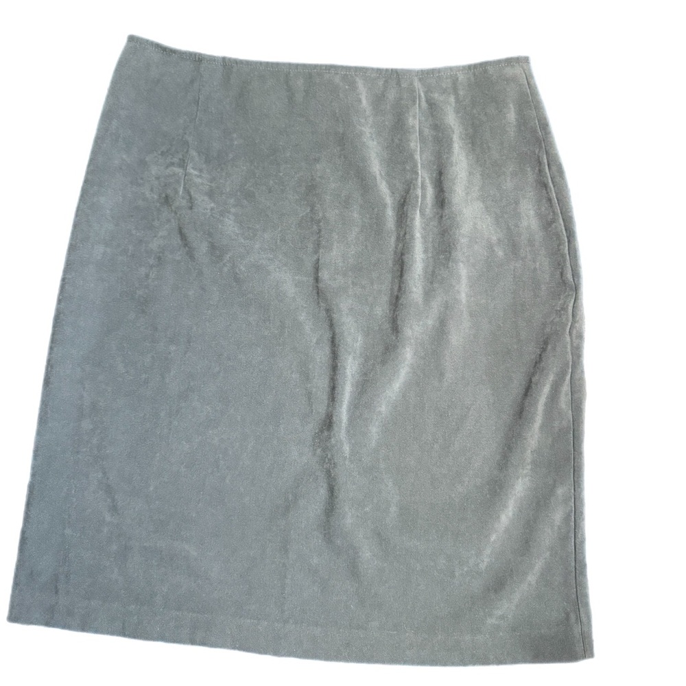 Pencil skirt